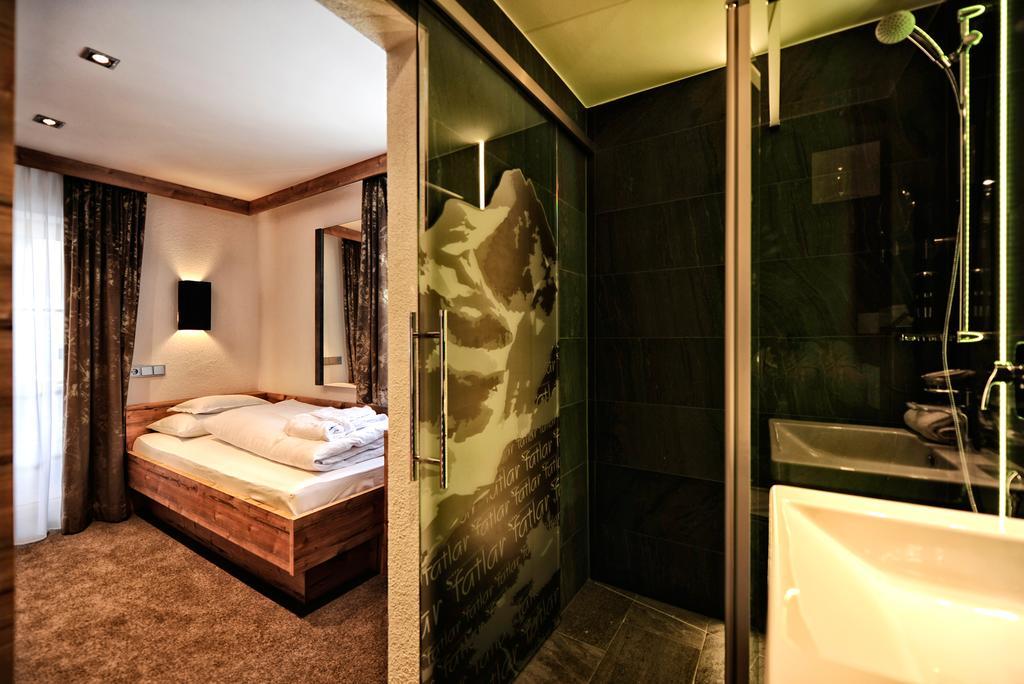 Hotel Fatlar Ишгъл Екстериор снимка