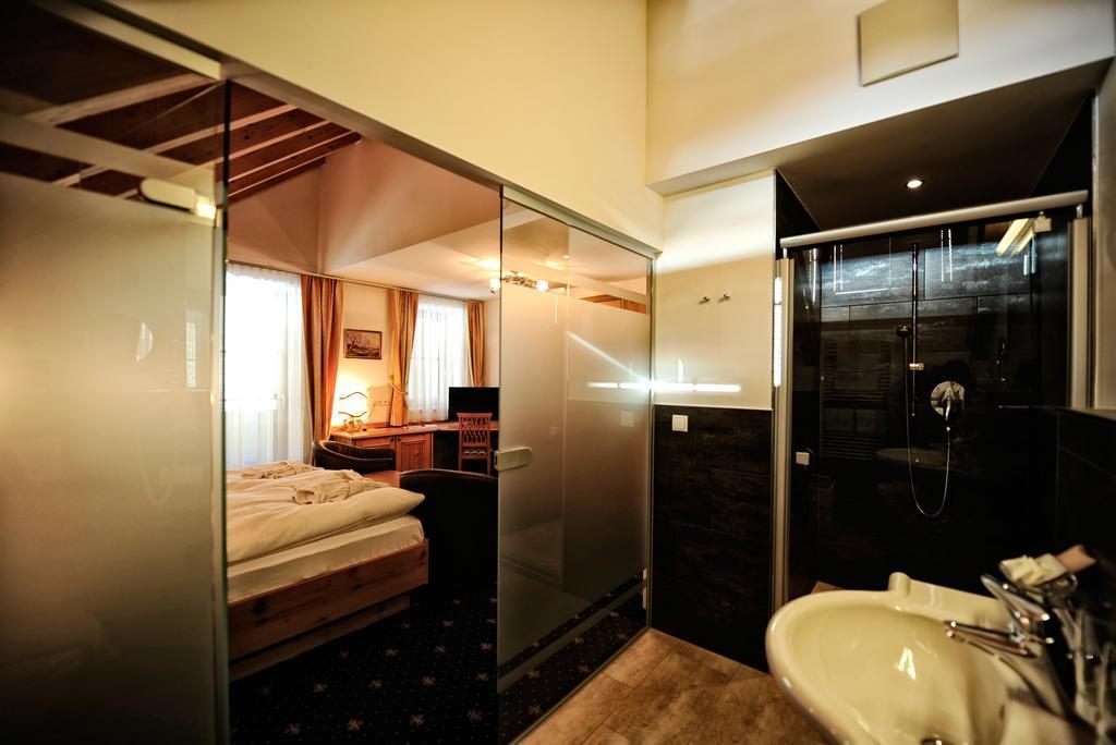 Hotel Fatlar Ишгъл Екстериор снимка