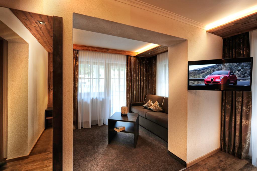 Hotel Fatlar Ишгъл Екстериор снимка