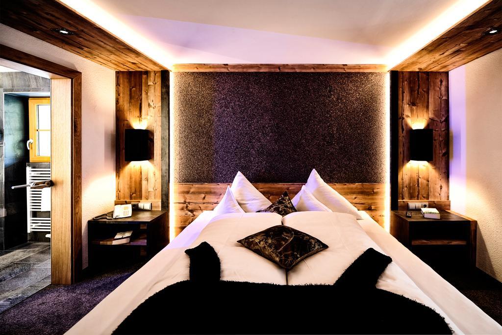 Hotel Fatlar Ишгъл Екстериор снимка